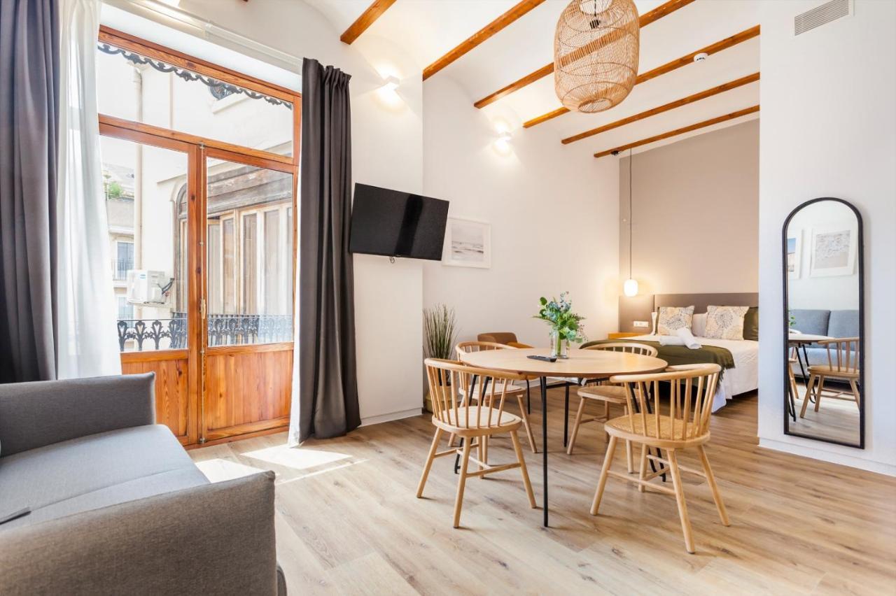 Puerto Beach Suites Valencia Eksteriør billede