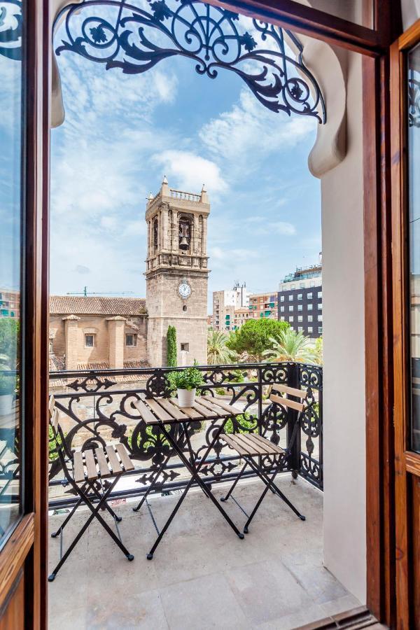 Puerto Beach Suites Valencia Eksteriør billede
