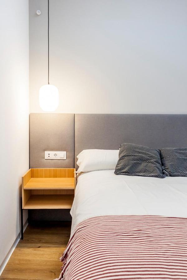 Puerto Beach Suites Valencia Eksteriør billede