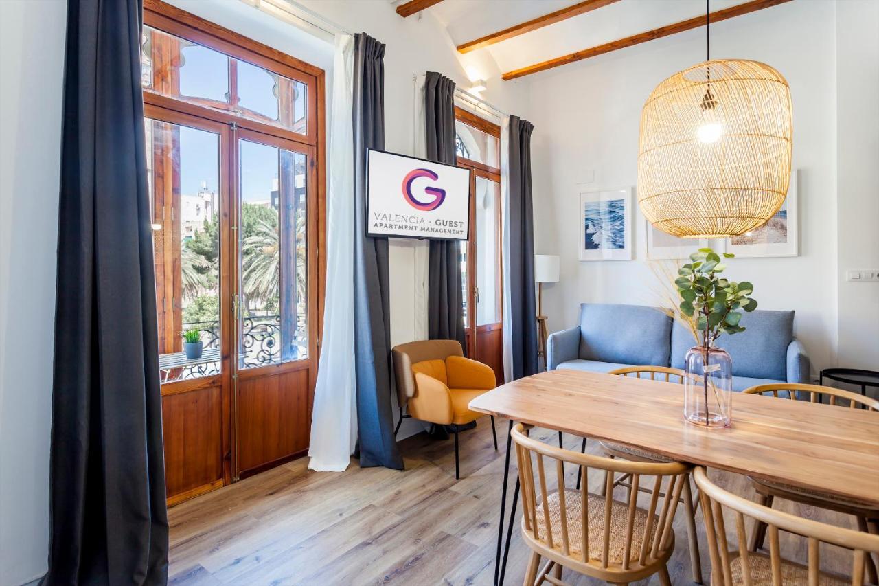 Puerto Beach Suites Valencia Eksteriør billede