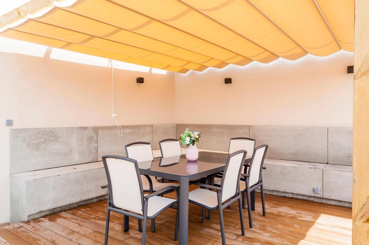 Puerto Beach Suites Valencia Eksteriør billede