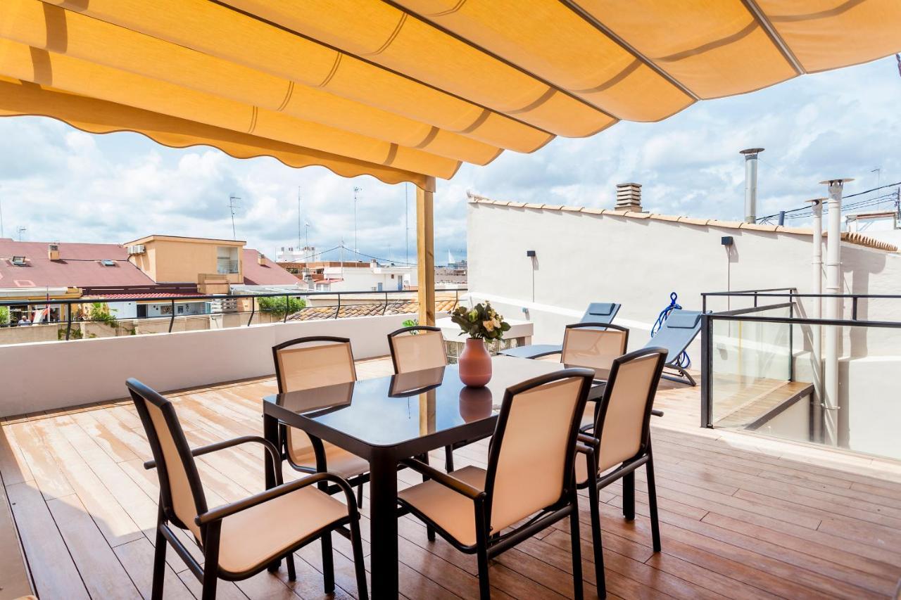 Puerto Beach Suites Valencia Eksteriør billede
