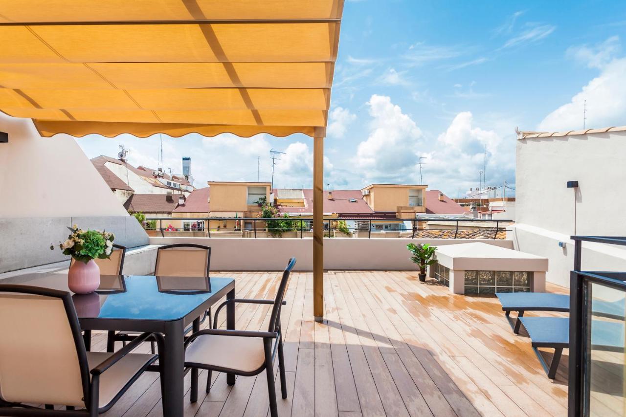 Puerto Beach Suites Valencia Eksteriør billede