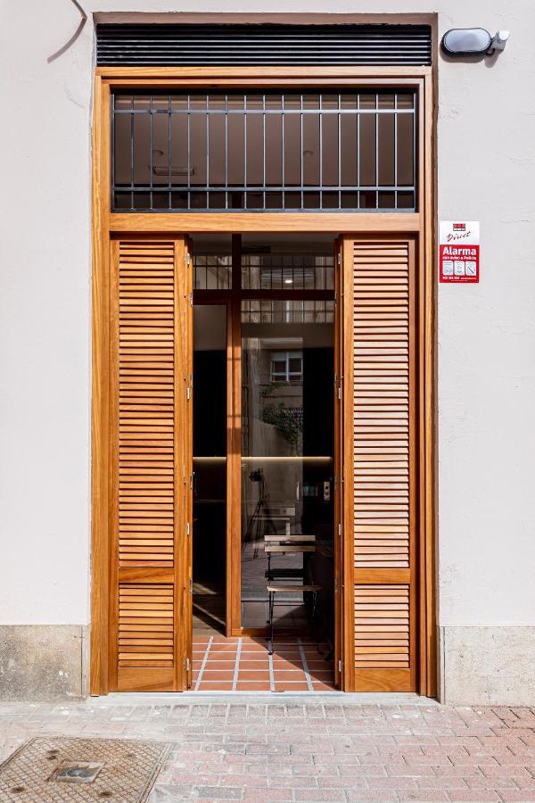 Puerto Beach Suites Valencia Eksteriør billede