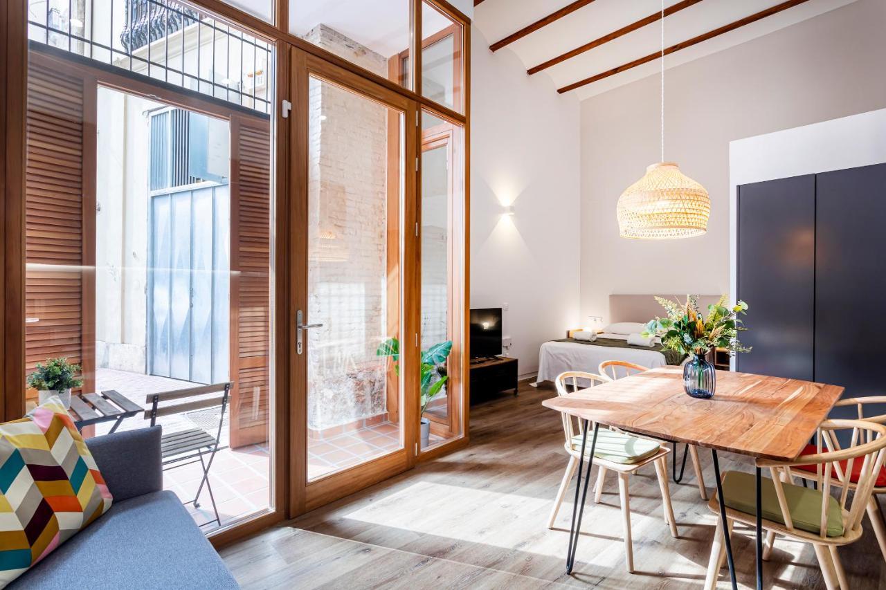 Puerto Beach Suites Valencia Eksteriør billede