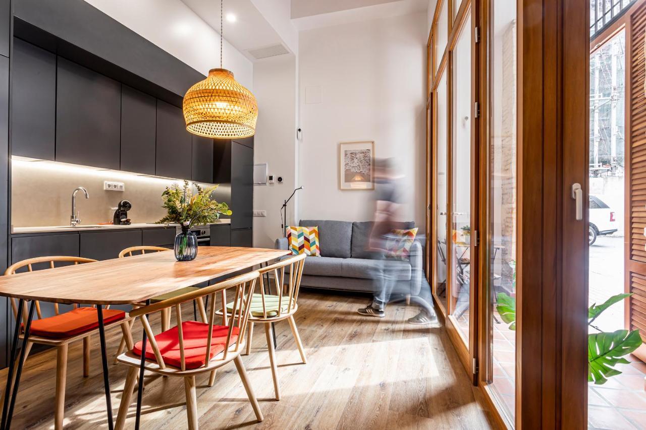 Puerto Beach Suites Valencia Eksteriør billede